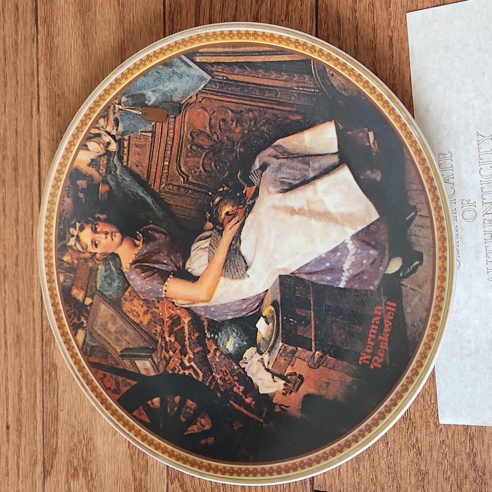 NIB Vintage Dreaming In the Attic 1982, Knowles Fine China - Vintage